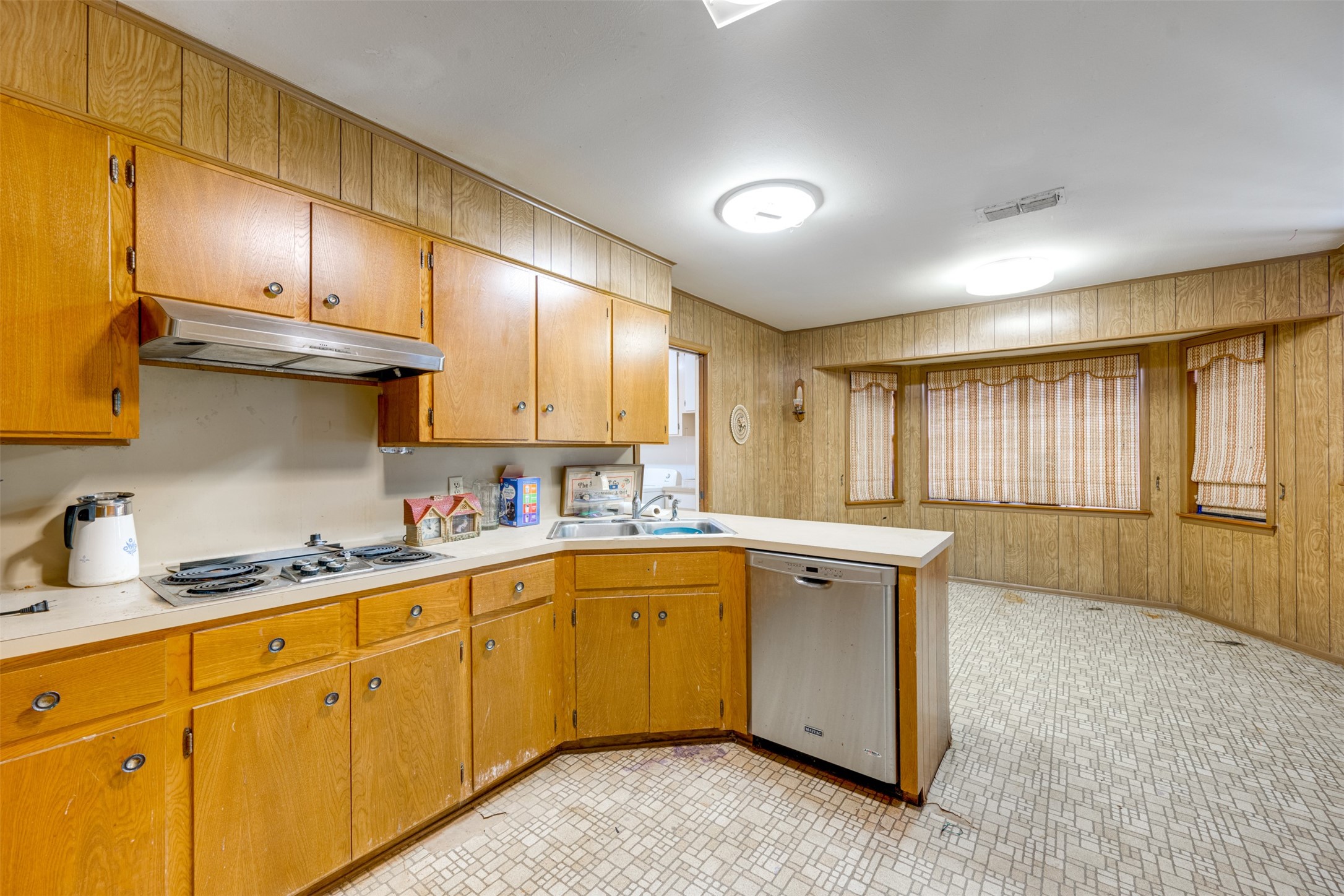 1054 An County Road 415 Palestine TX 75801