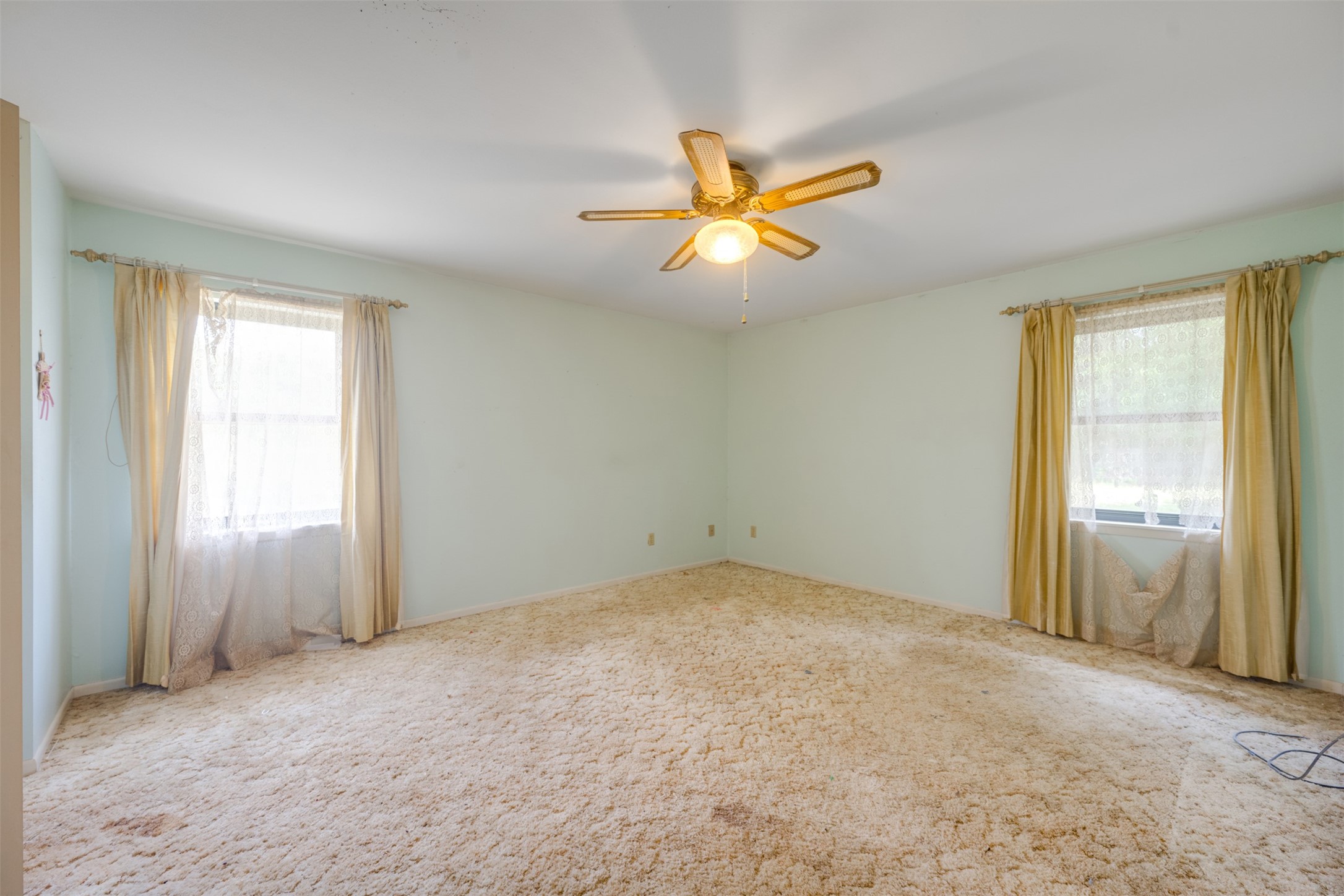1054 An County Road 415 Palestine TX 75801