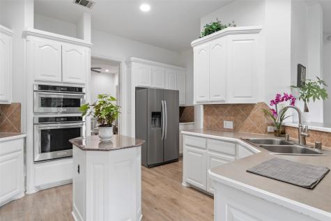 4405 Meadowcove Drive Rowlett TX 75088