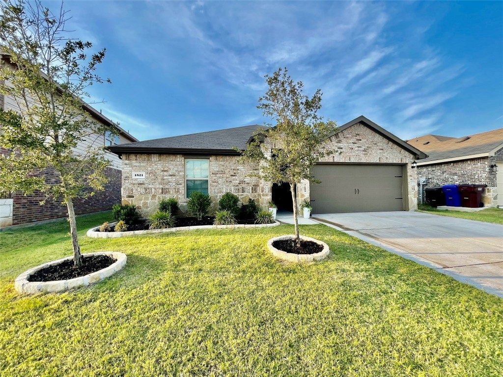 1821 Strongbark Drive Royse City TX 75189