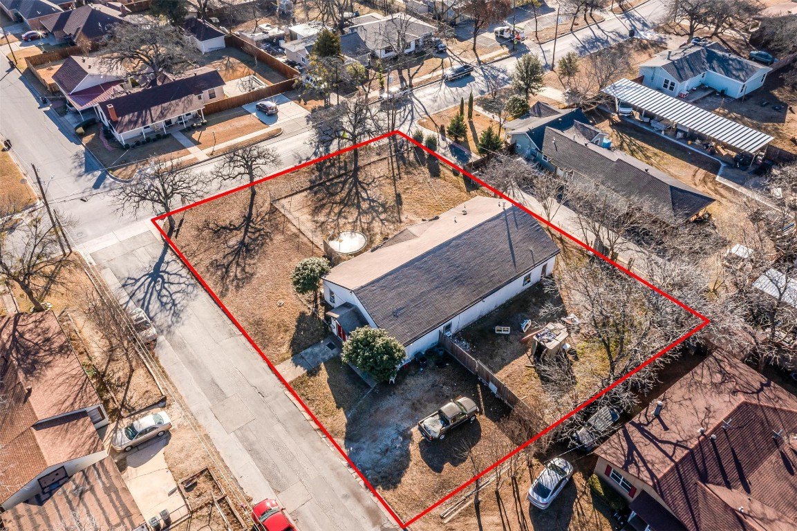 2700 Putnam Street Fort Worth TX 76112