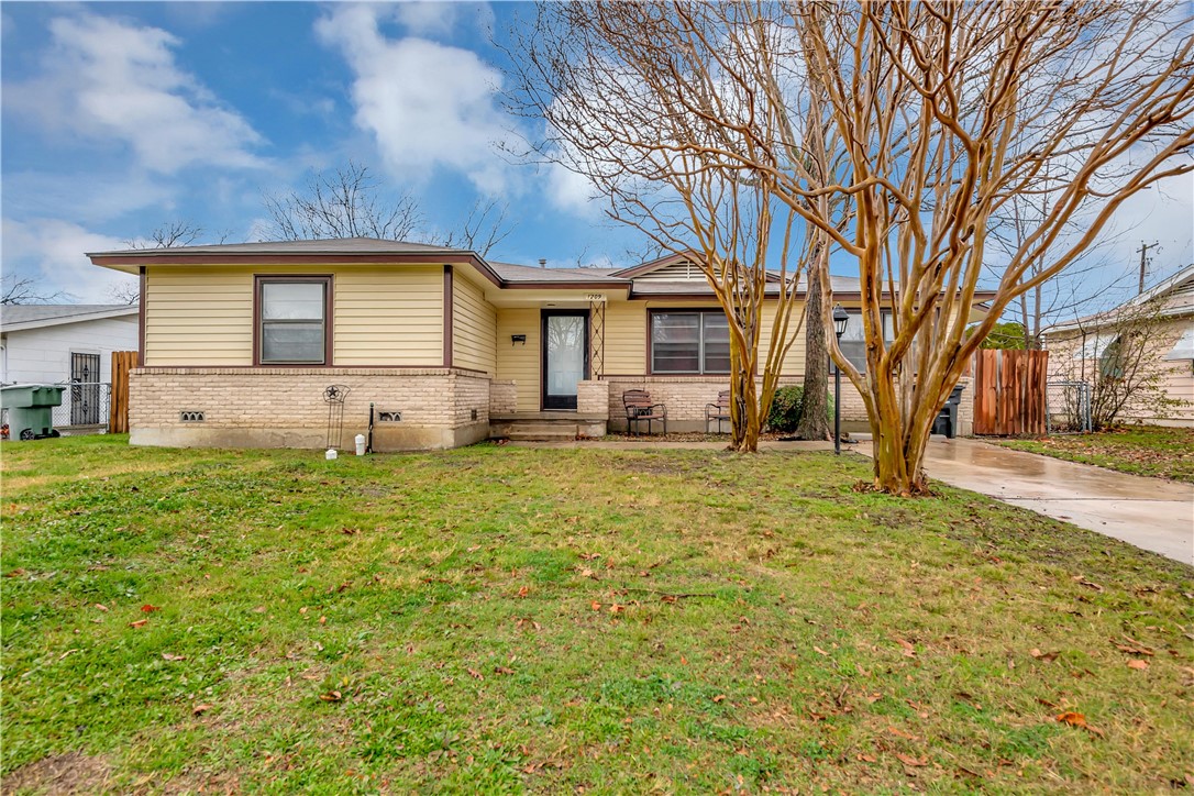 1209 Alta Vista Drive Killeen TX 76549