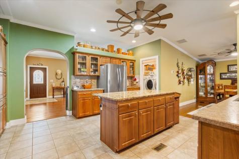 3200 NW Fourth Street Hubbard TX 76648
