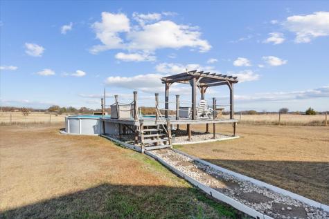 3200 NW Fourth Street Hubbard TX 76648