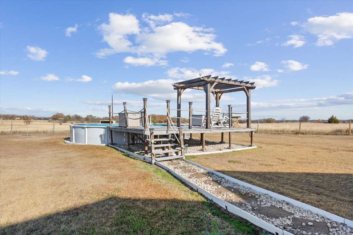 3200 NW Fourth Street Hubbard TX 76648