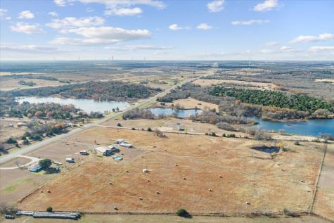 3200 NW Fourth Street Hubbard TX 76648