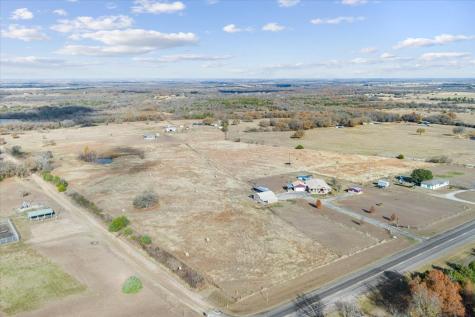 3200 NW Fourth Street Hubbard TX 76648