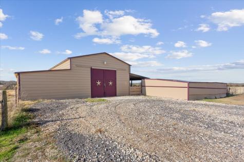 3200 NW Fourth Street Hubbard TX 76648