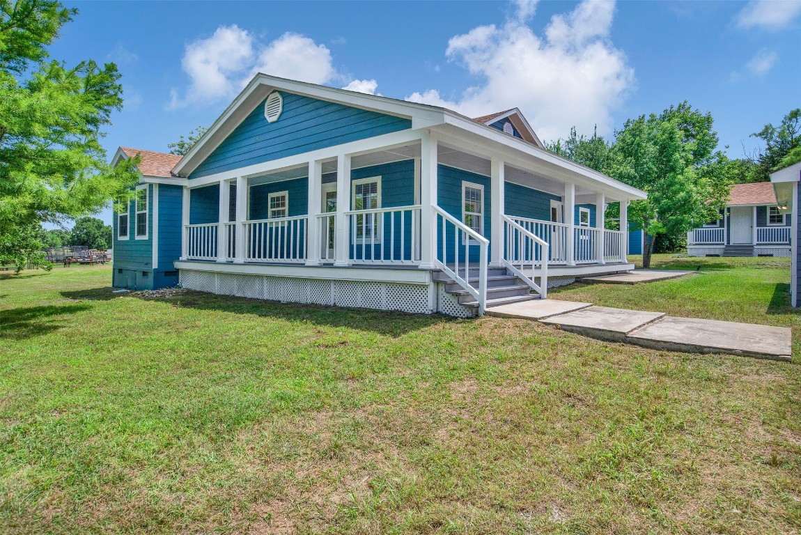 4606 State Highway 56 Bells TX 75414