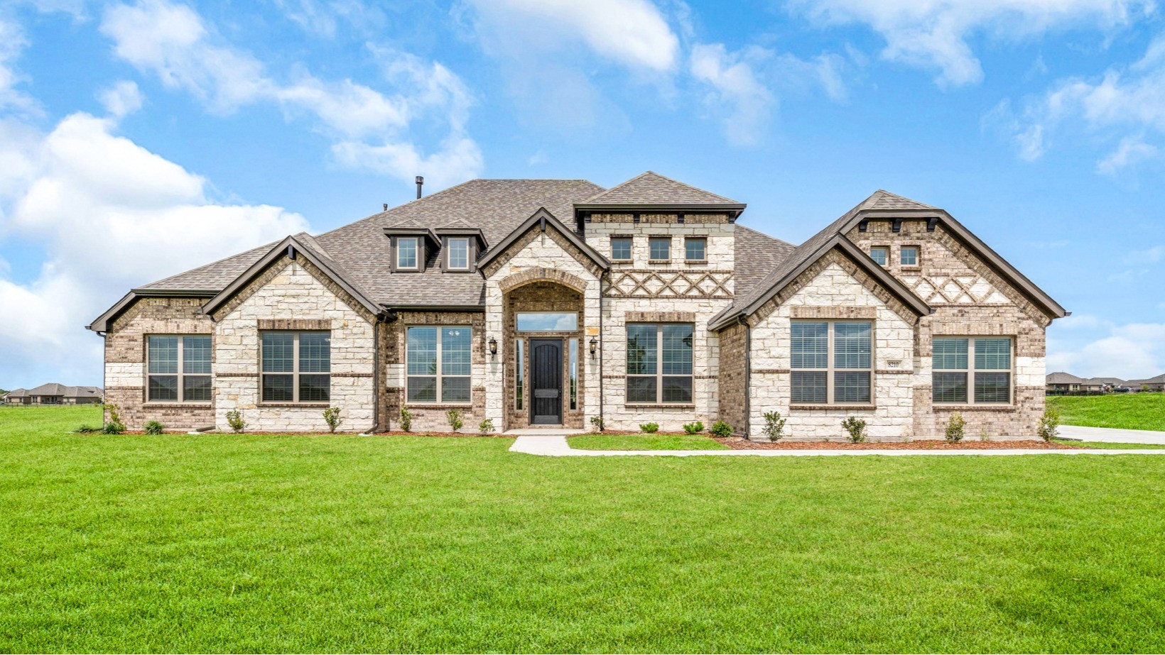 8210 Westburn Street Greenville TX 75402