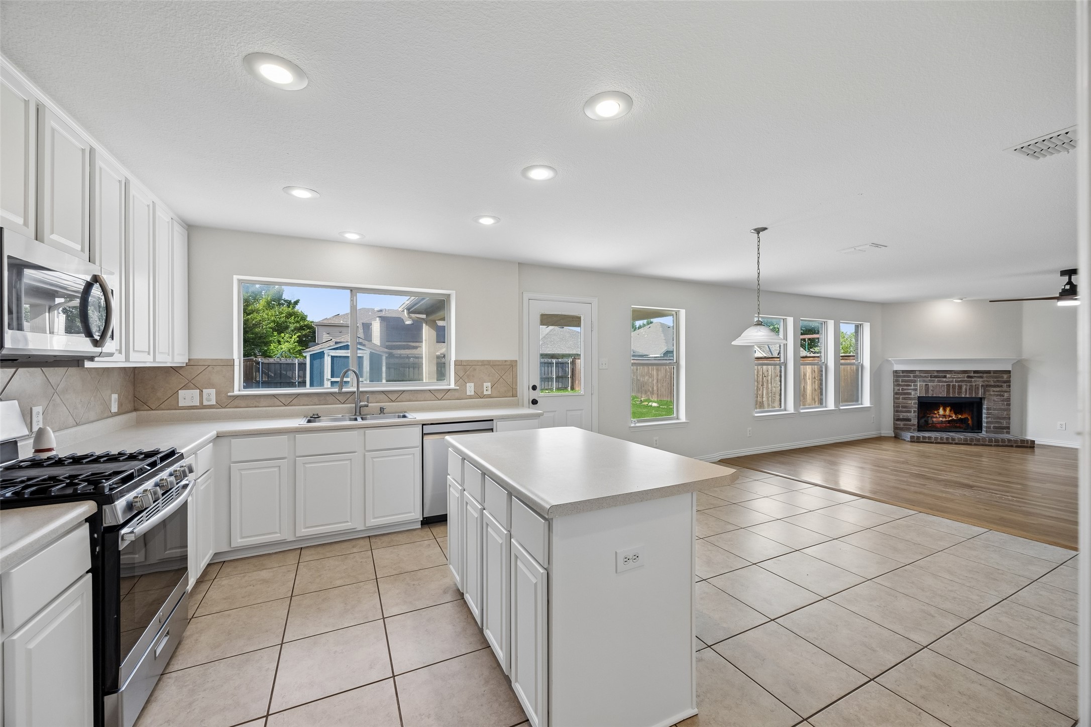 1129 Honeywell Drive Anna TX 75409