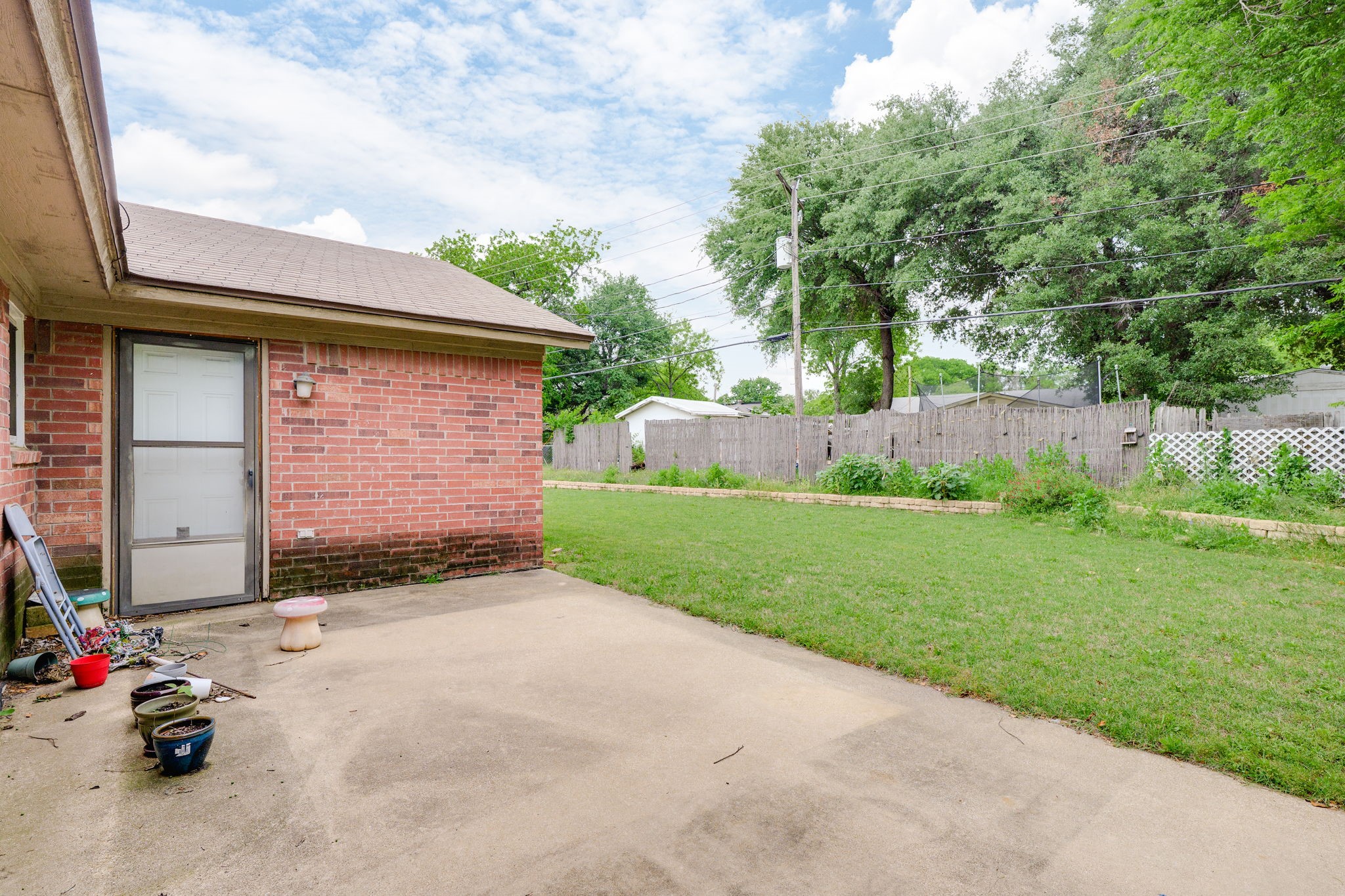 5316 Cahill Oval Street River Oaks TX 76114