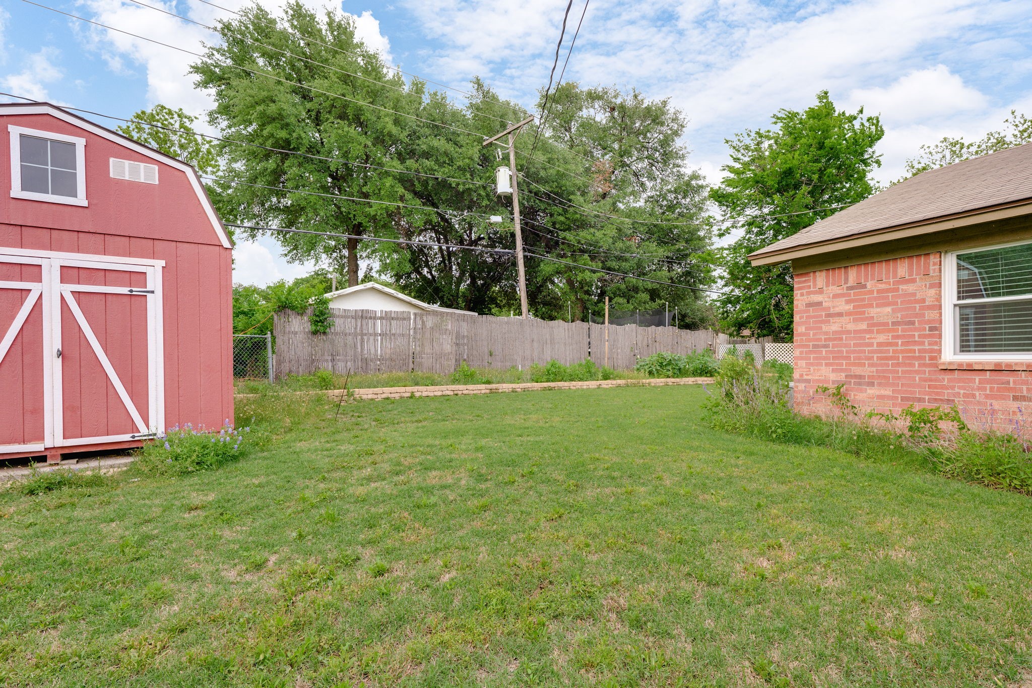 5316 Cahill Oval Street River Oaks TX 76114