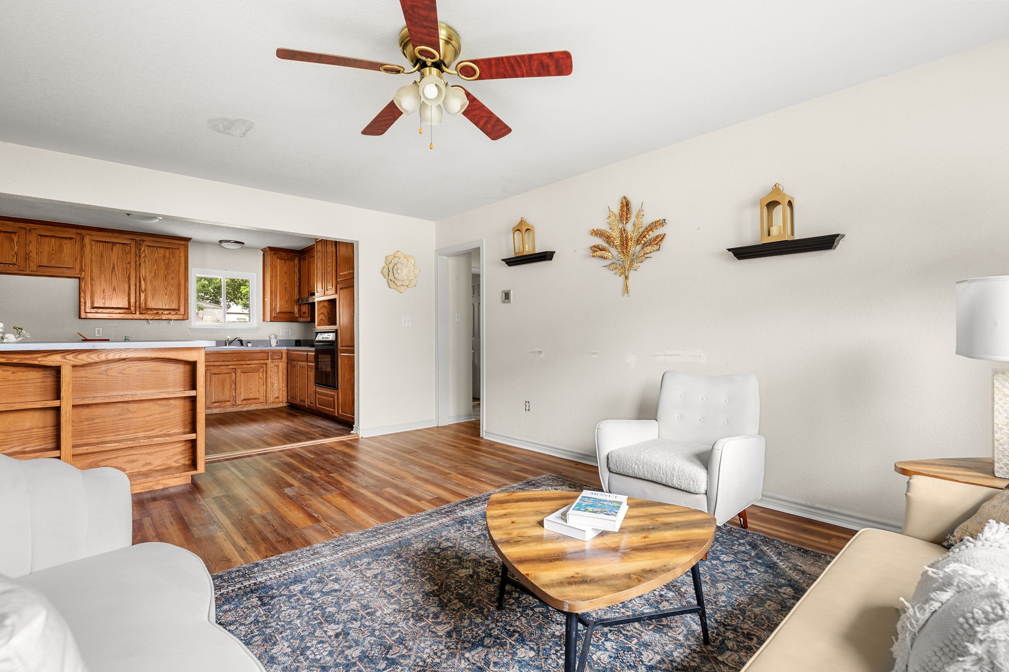5316 Cahill Oval Street River Oaks TX 76114