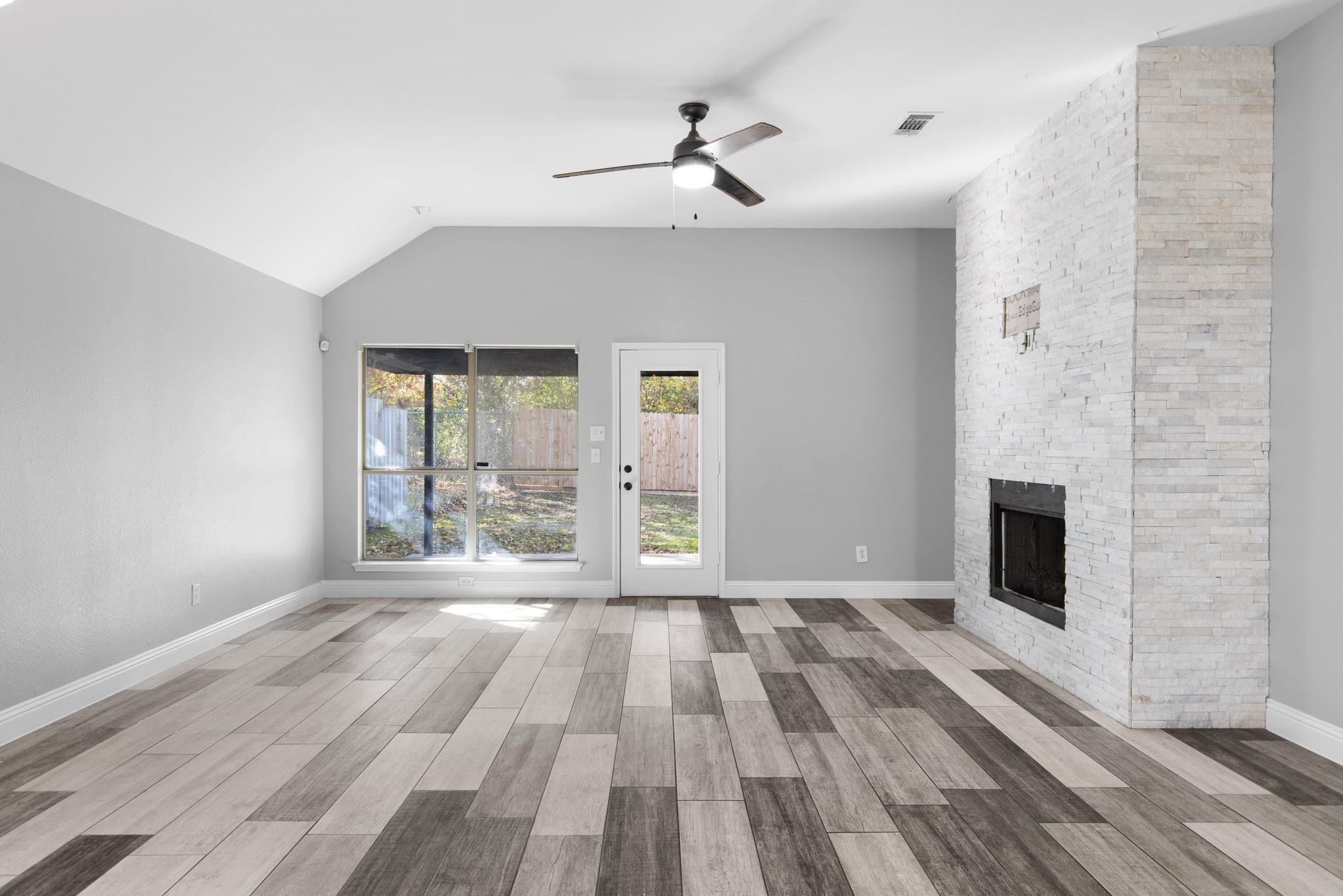 309 Dupont Circle Fort Worth TX 76134