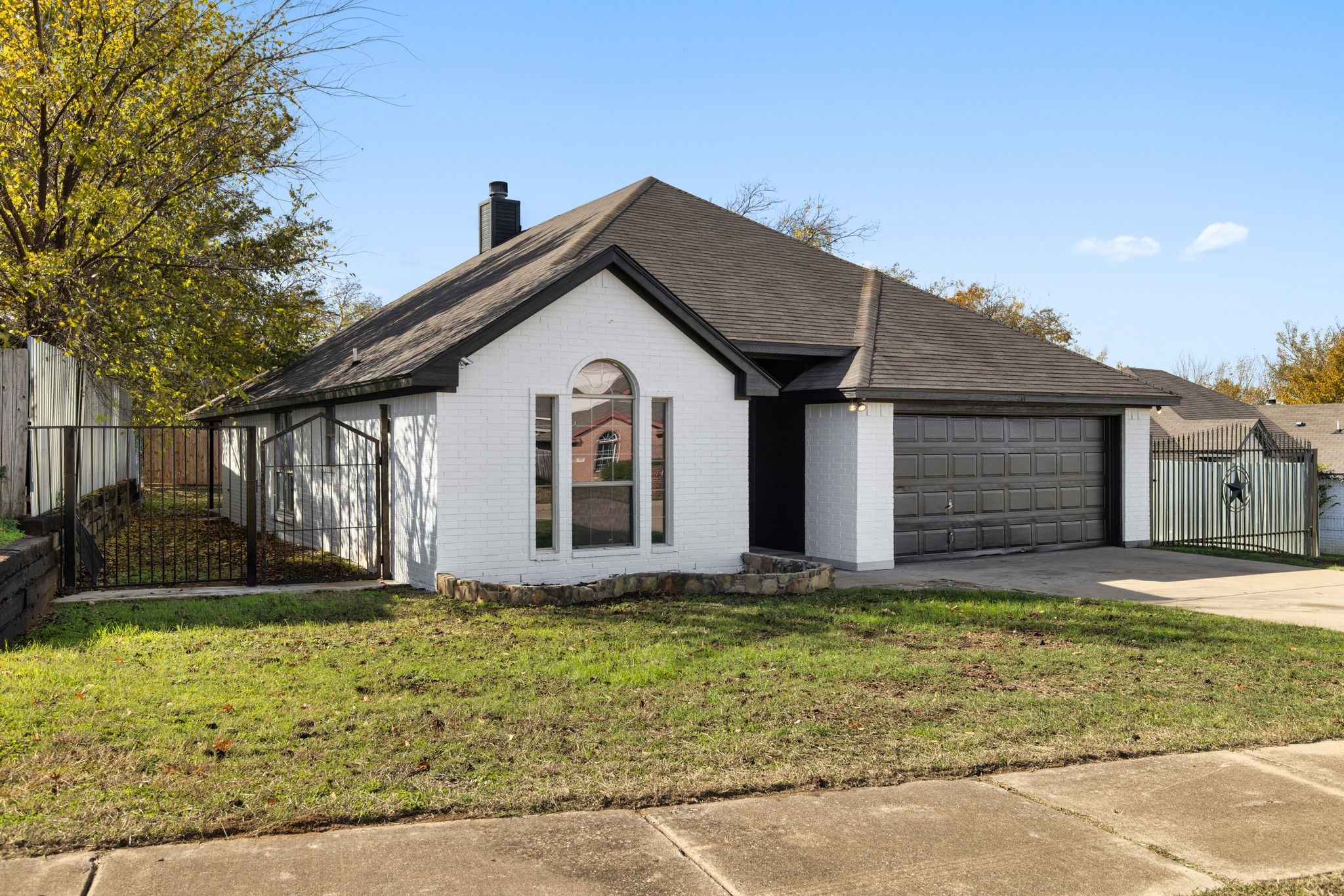 309 Dupont Circle Fort Worth TX 76134