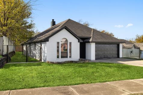 309 Dupont Circle Fort Worth TX 76134