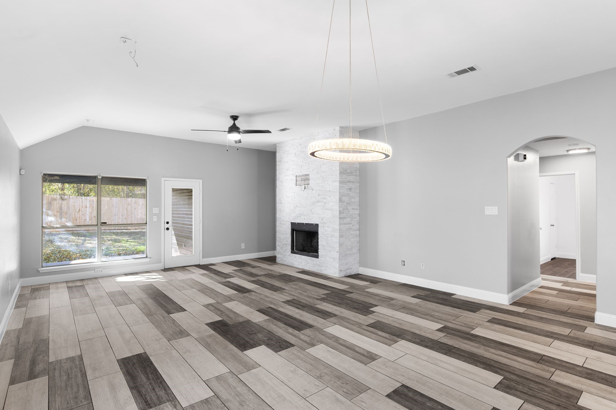 309 Dupont Circle Fort Worth TX 76134