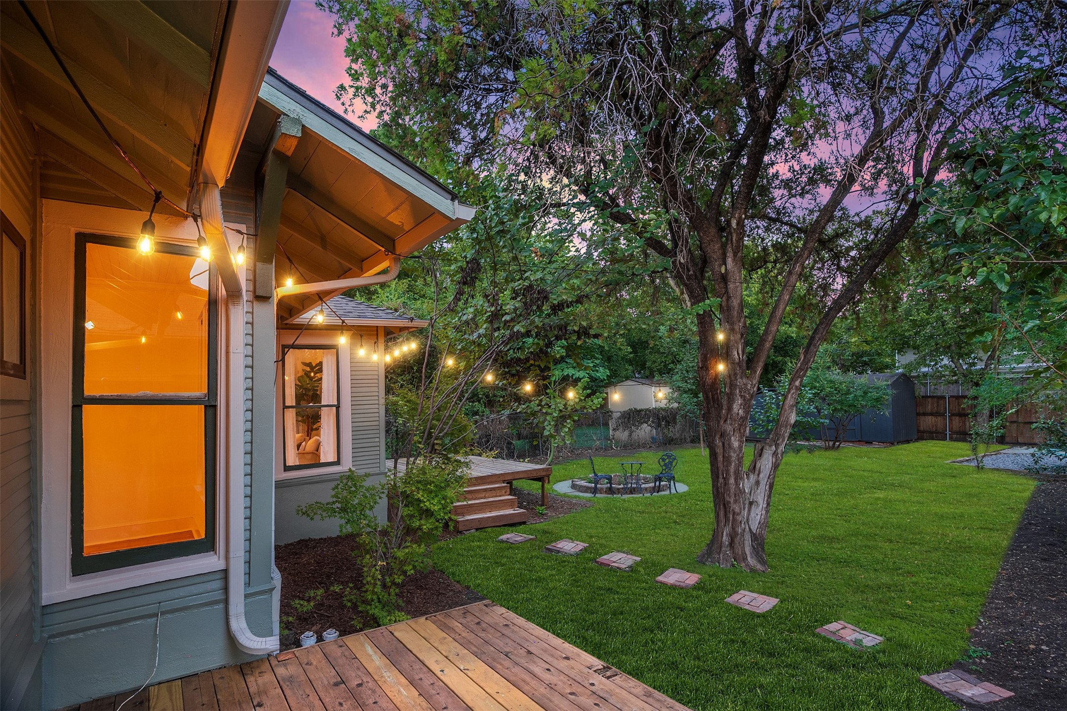 5614 Worth Street Dallas TX 75214
