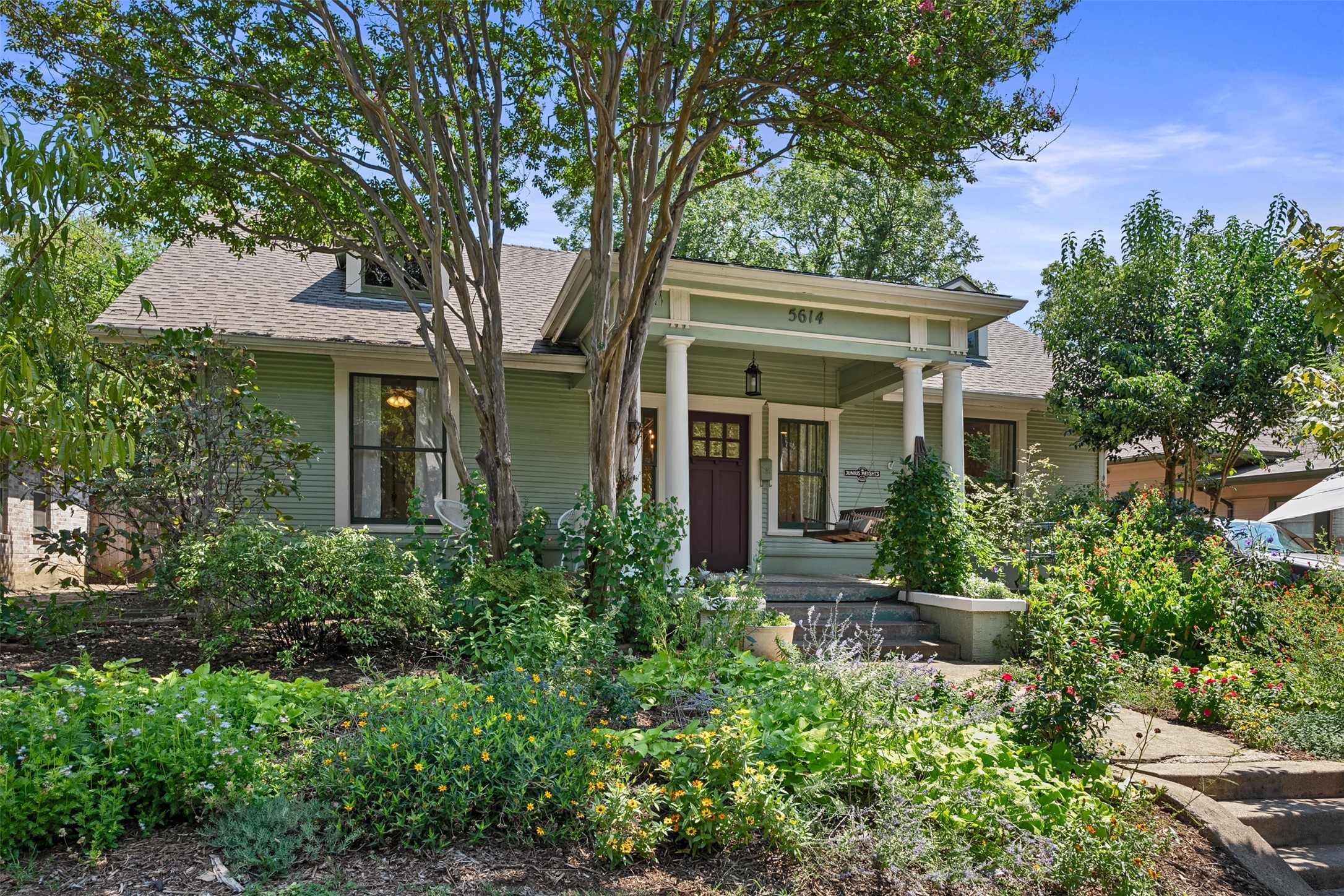 5614 Worth Street Dallas TX 75214