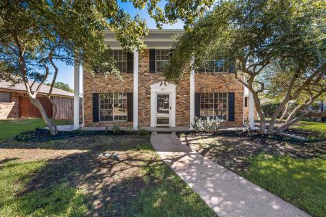 2404 Heather Hill Lane Plano TX 75075