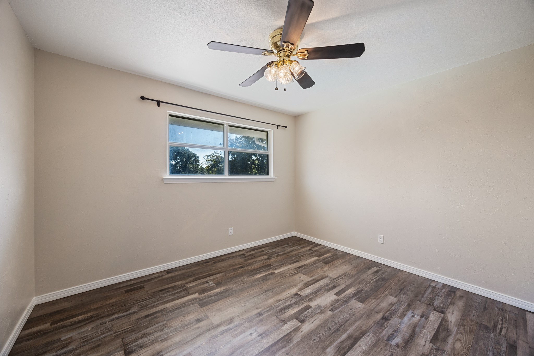 2404 Heather Hill Lane Plano TX 75075