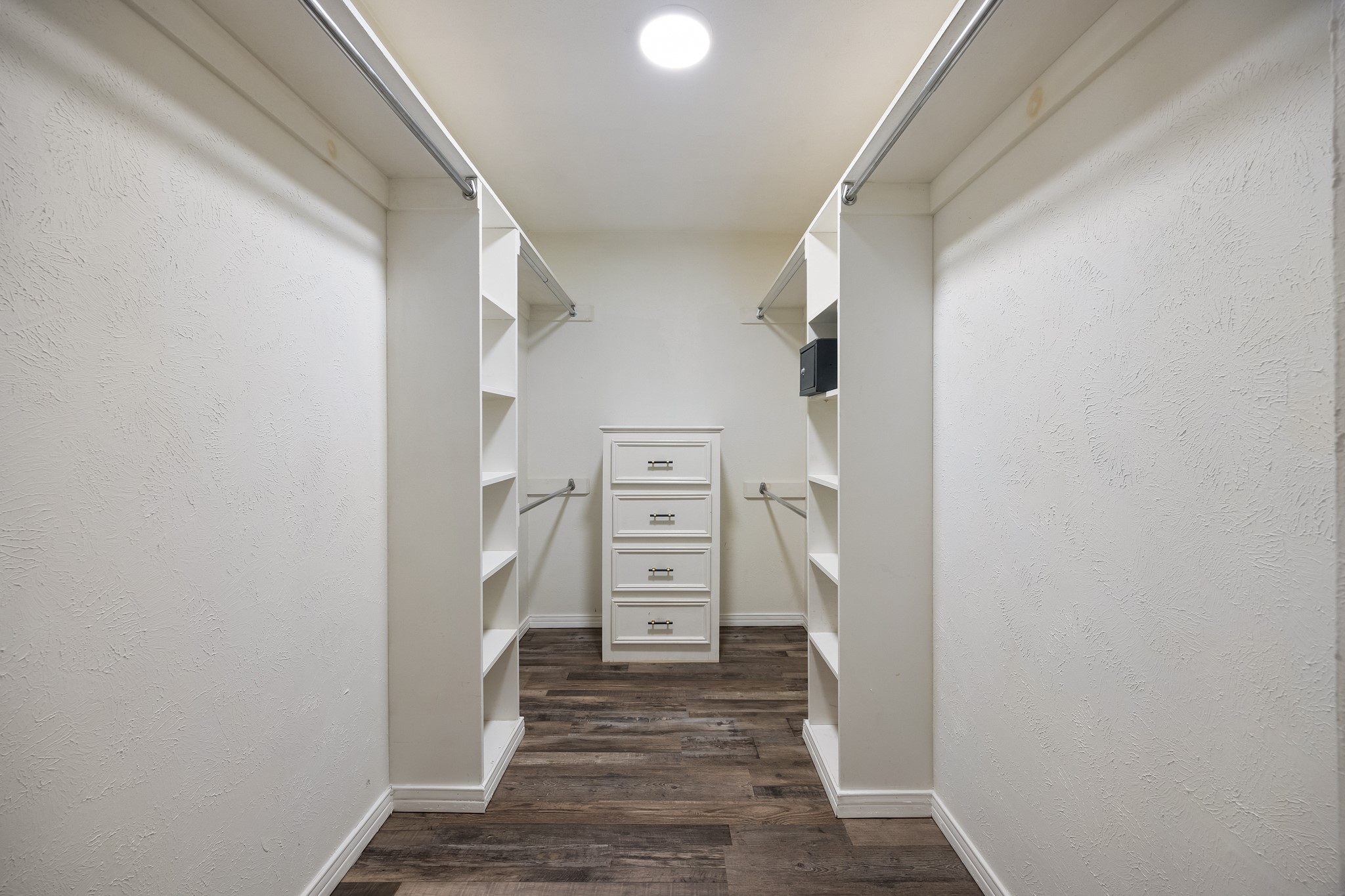 2404 Heather Hill Lane Plano TX 75075