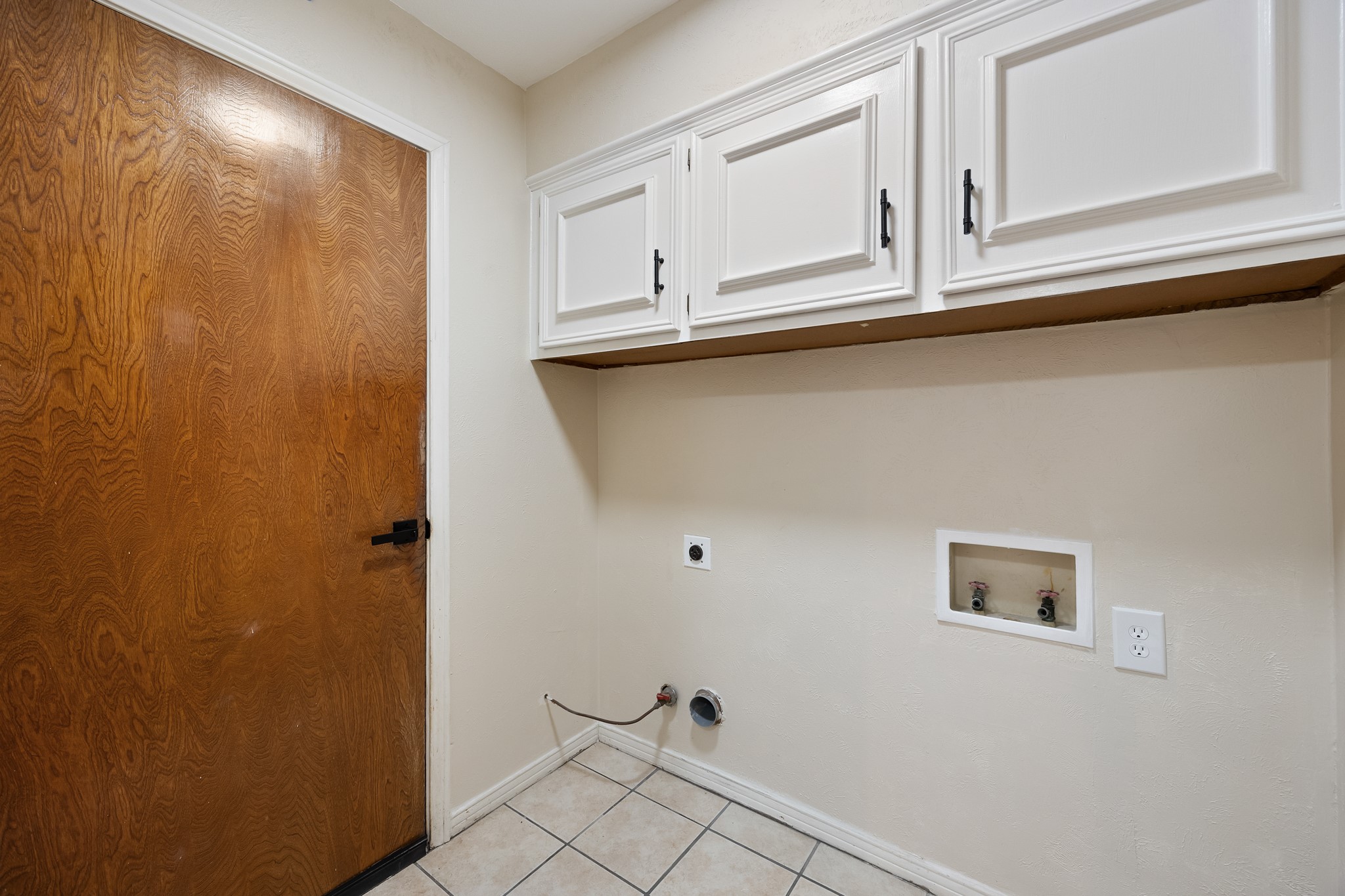 2404 Heather Hill Lane Plano TX 75075