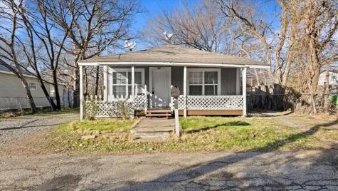 313 W Walcott Street Sherman TX 75090