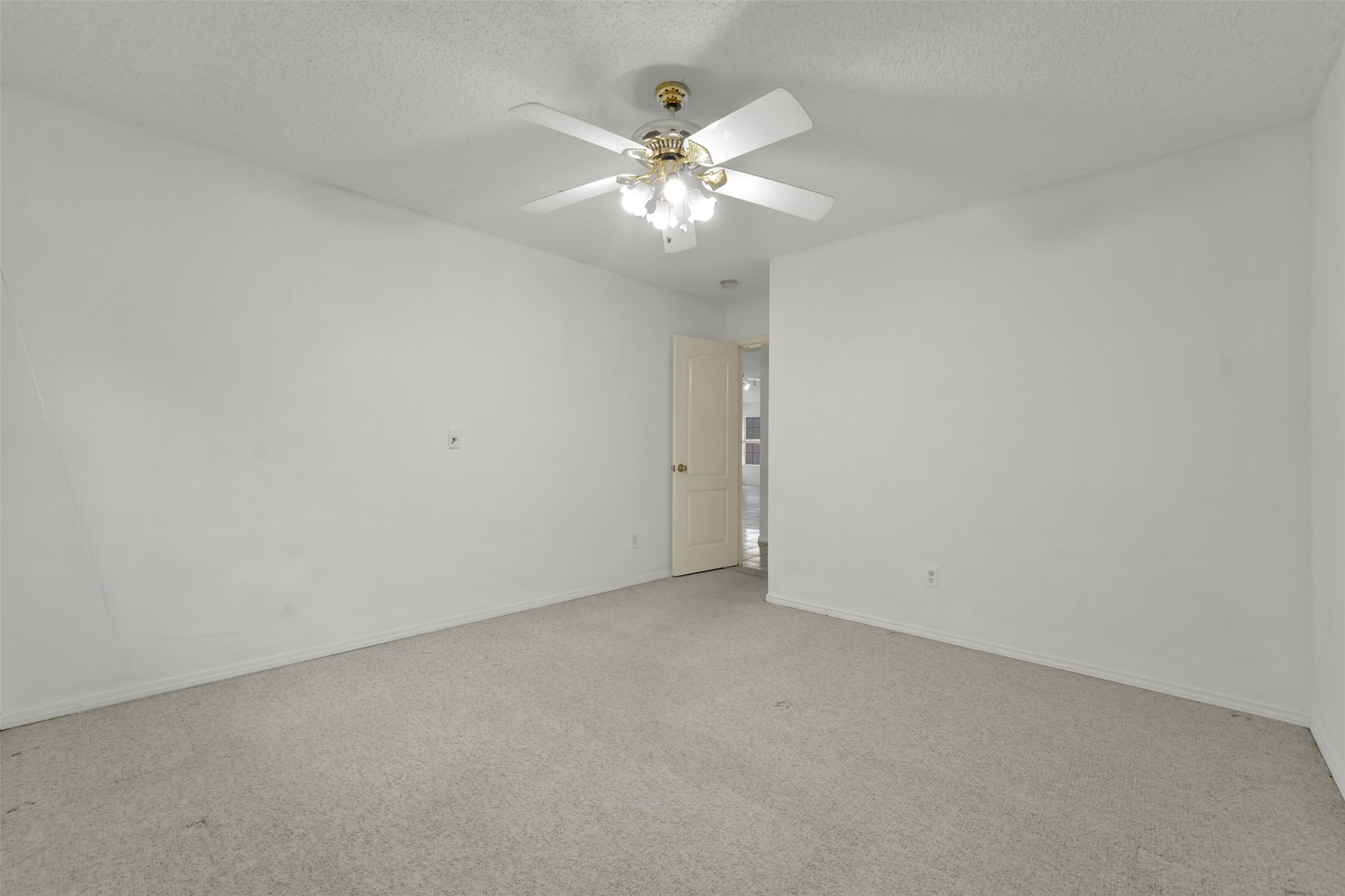 2207 Hickory Wood Trail Arlington TX 76018