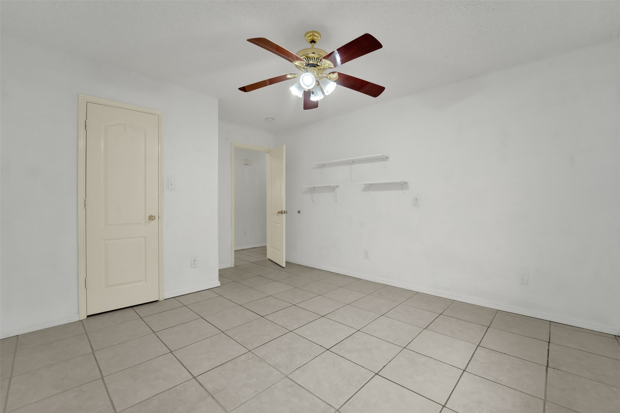 2207 Hickory Wood Trail Arlington TX 76018