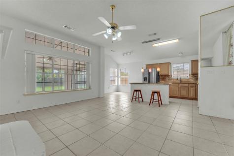 2207 Hickory Wood Trail Arlington TX 76018