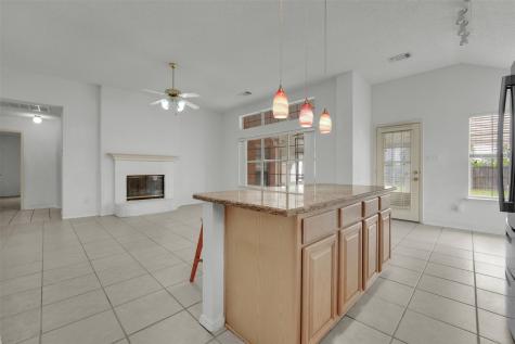 2207 Hickory Wood Trail Arlington TX 76018