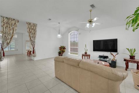 2207 Hickory Wood Trail Arlington TX 76018