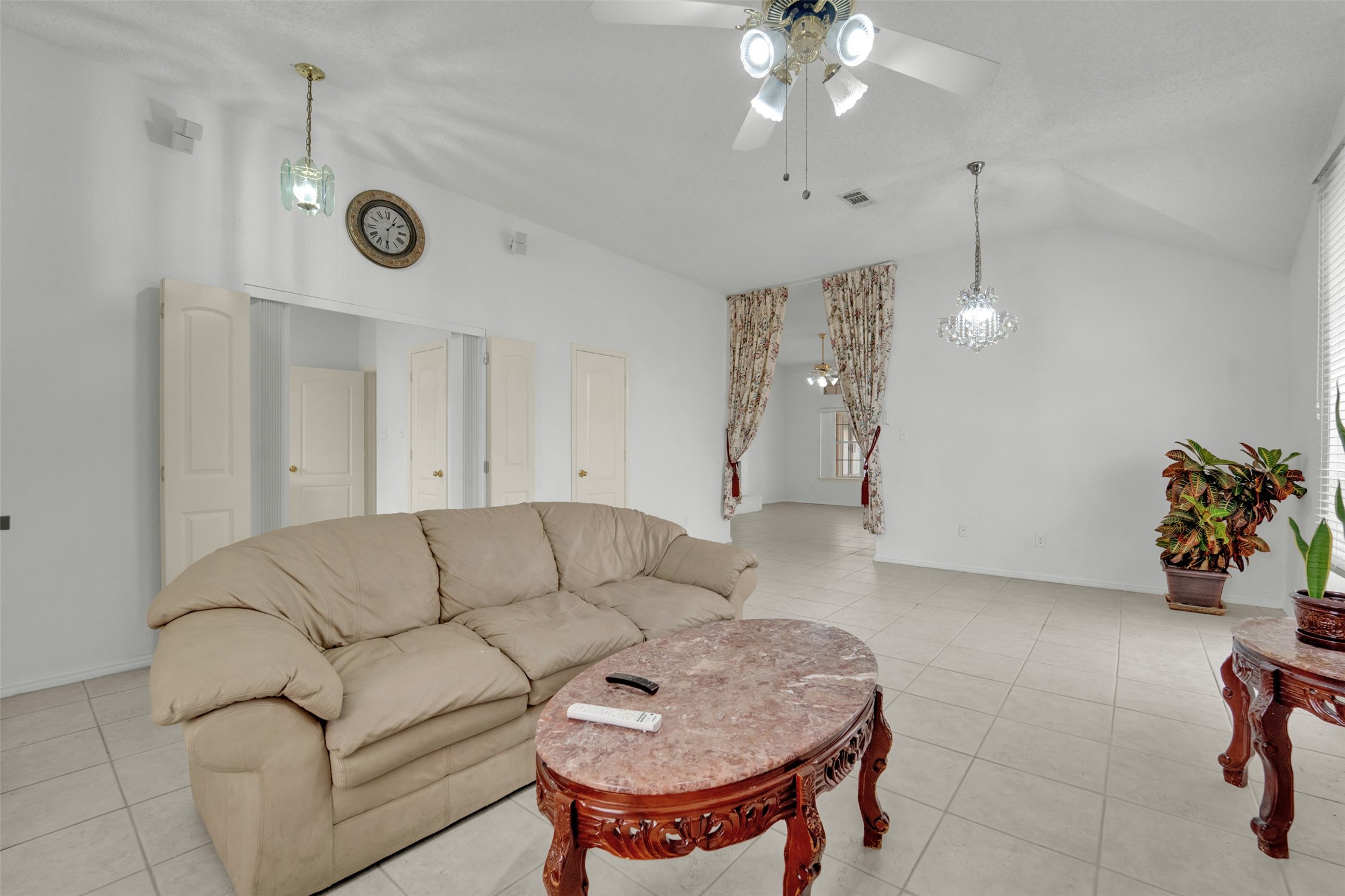 2207 Hickory Wood Trail Arlington TX 76018