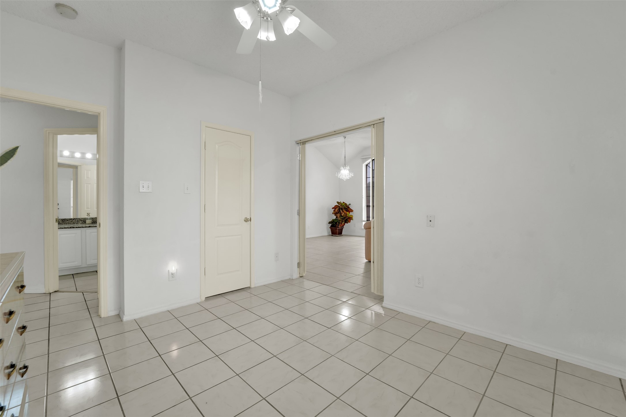 2207 Hickory Wood Trail Arlington TX 76018