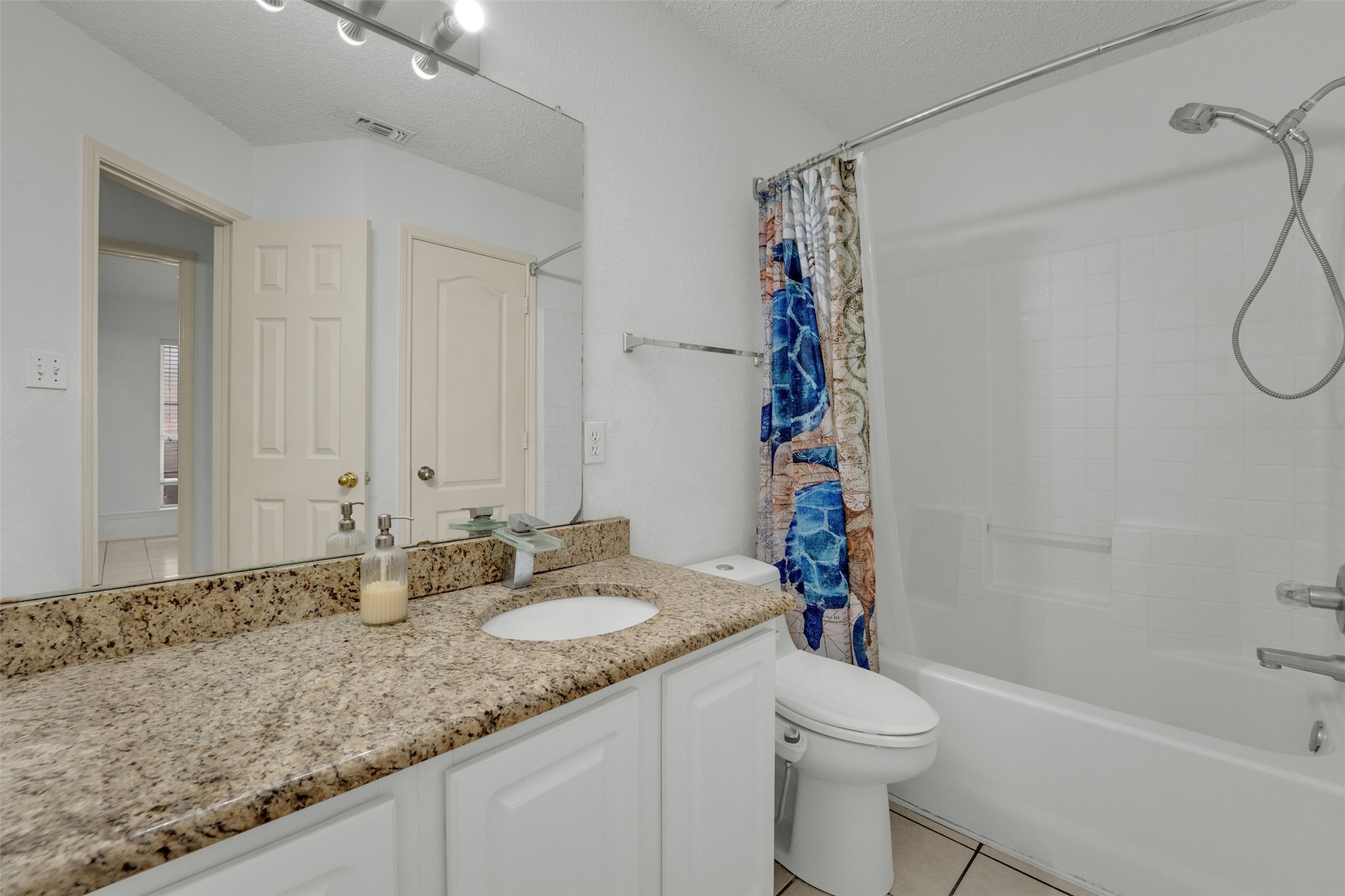 2207 Hickory Wood Trail Arlington TX 76018