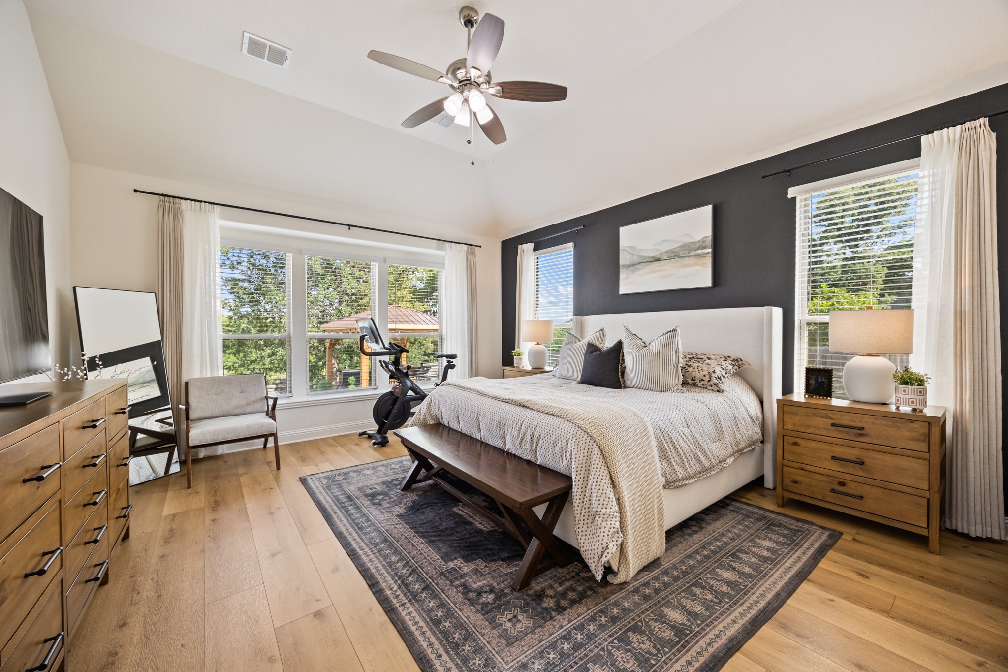 1128 English Oak Court Burleson TX 76028