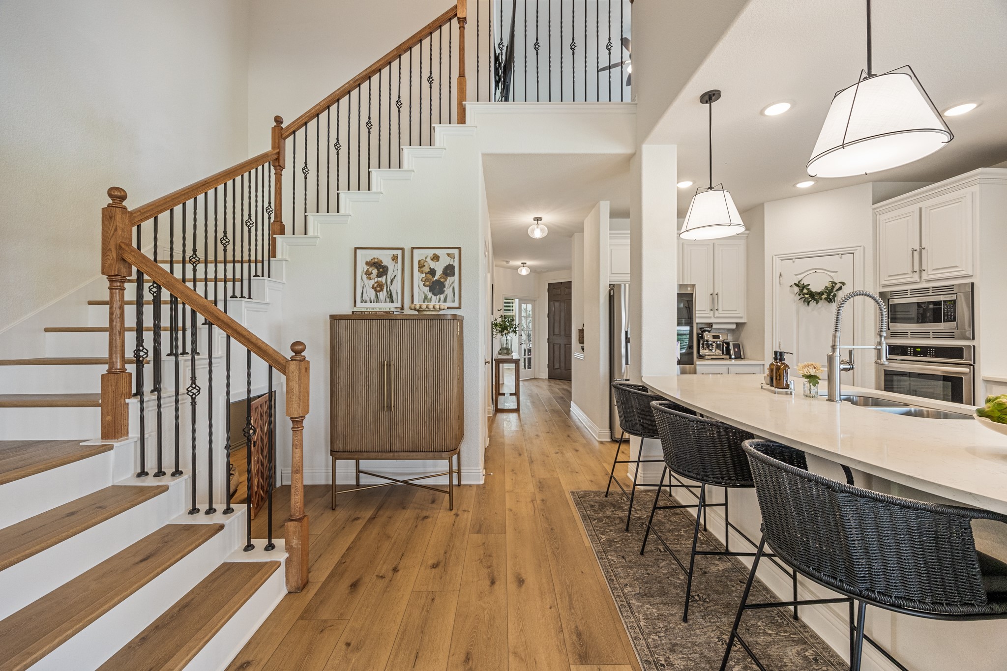 1128 English Oak Court Burleson TX 76028