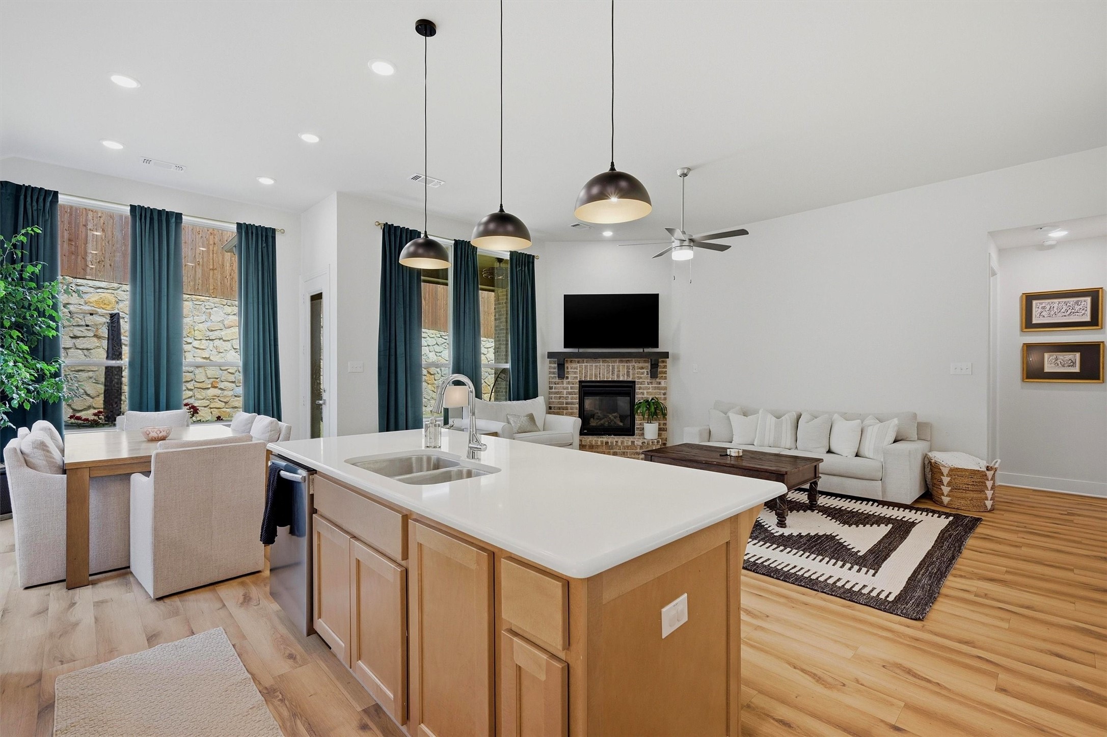 4281 Sanctuary Drive Denison TX 75020