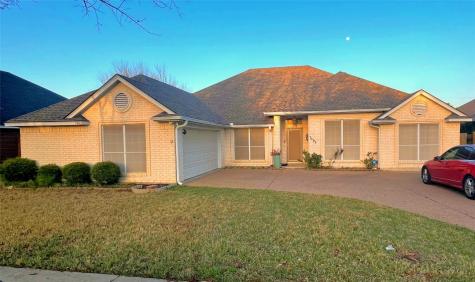 5402 Crested Butte Circle Arlington TX 76017