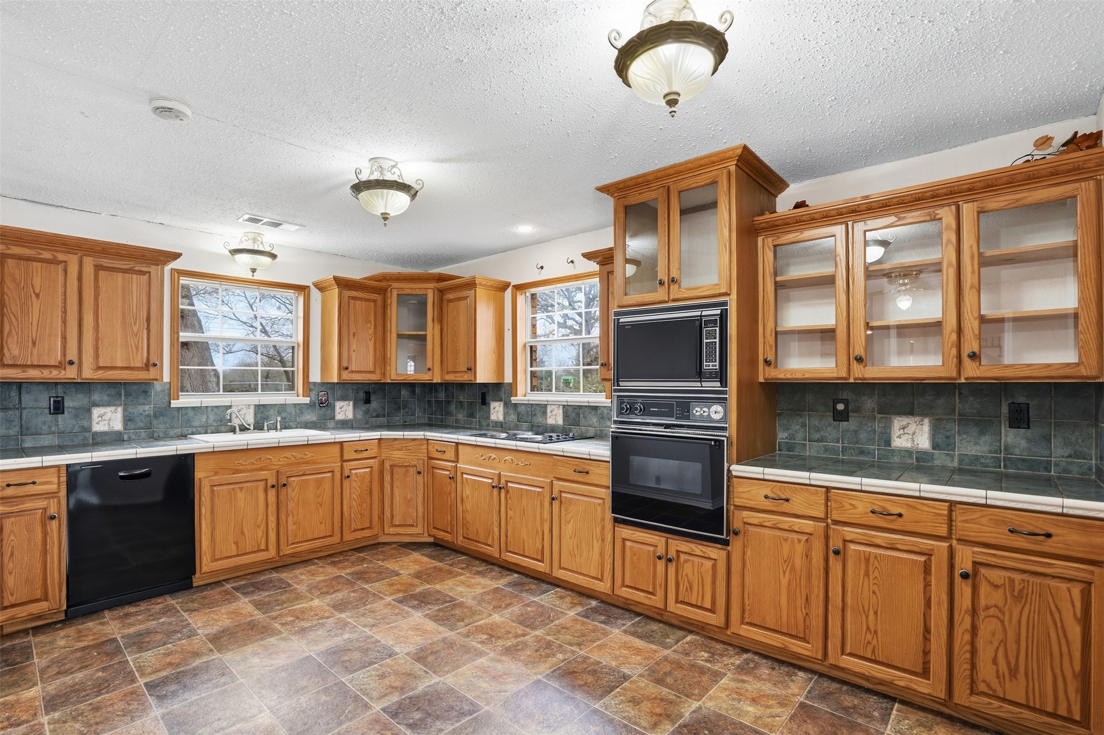 2411 Fm 1564 W Caddo Mills TX 75135