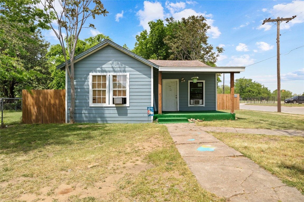 801 W Elm Street Denison TX 75020