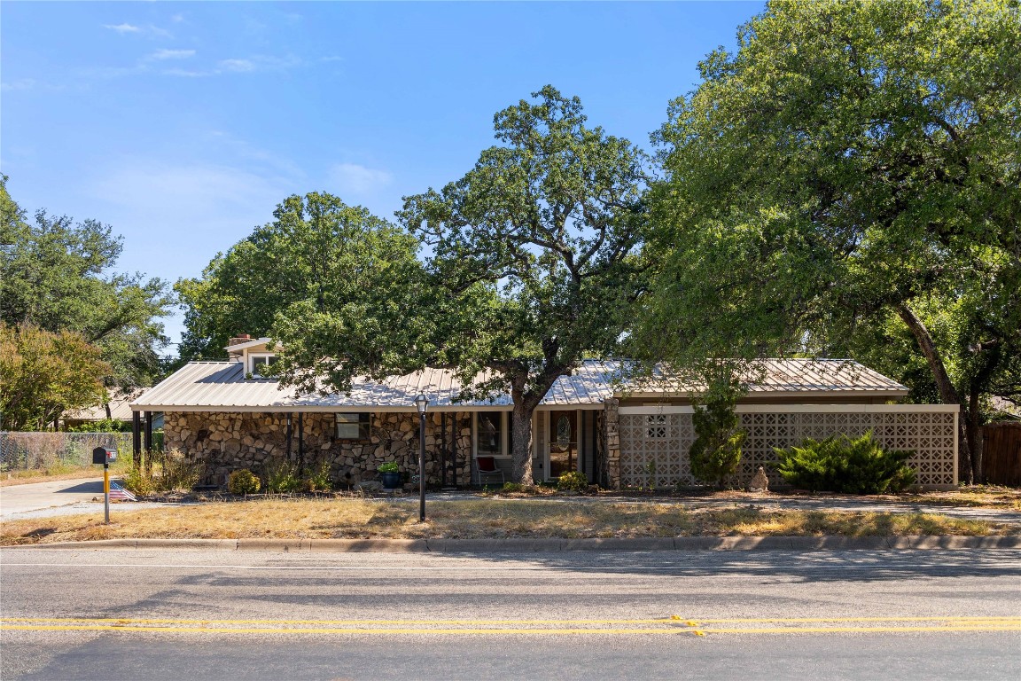 4202 Austin Avenue Brownwood TX 76801