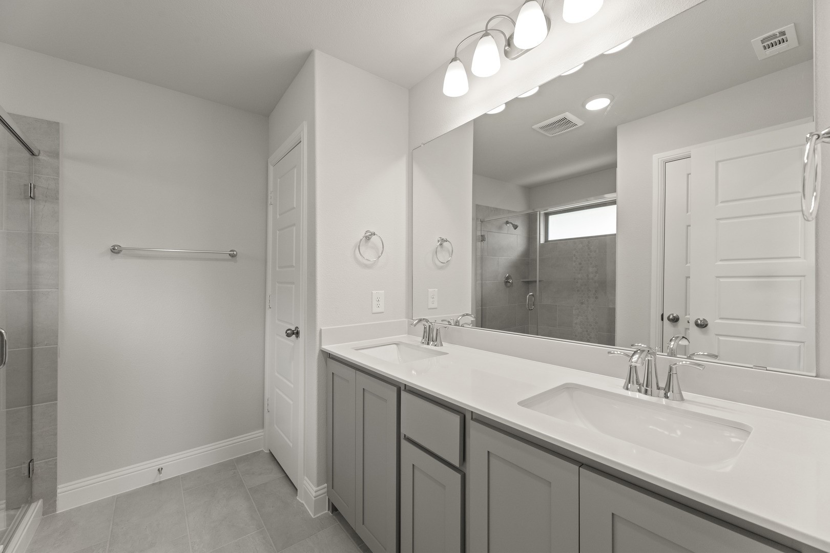 1621 Meadow Crest Aubrey TX 76227
