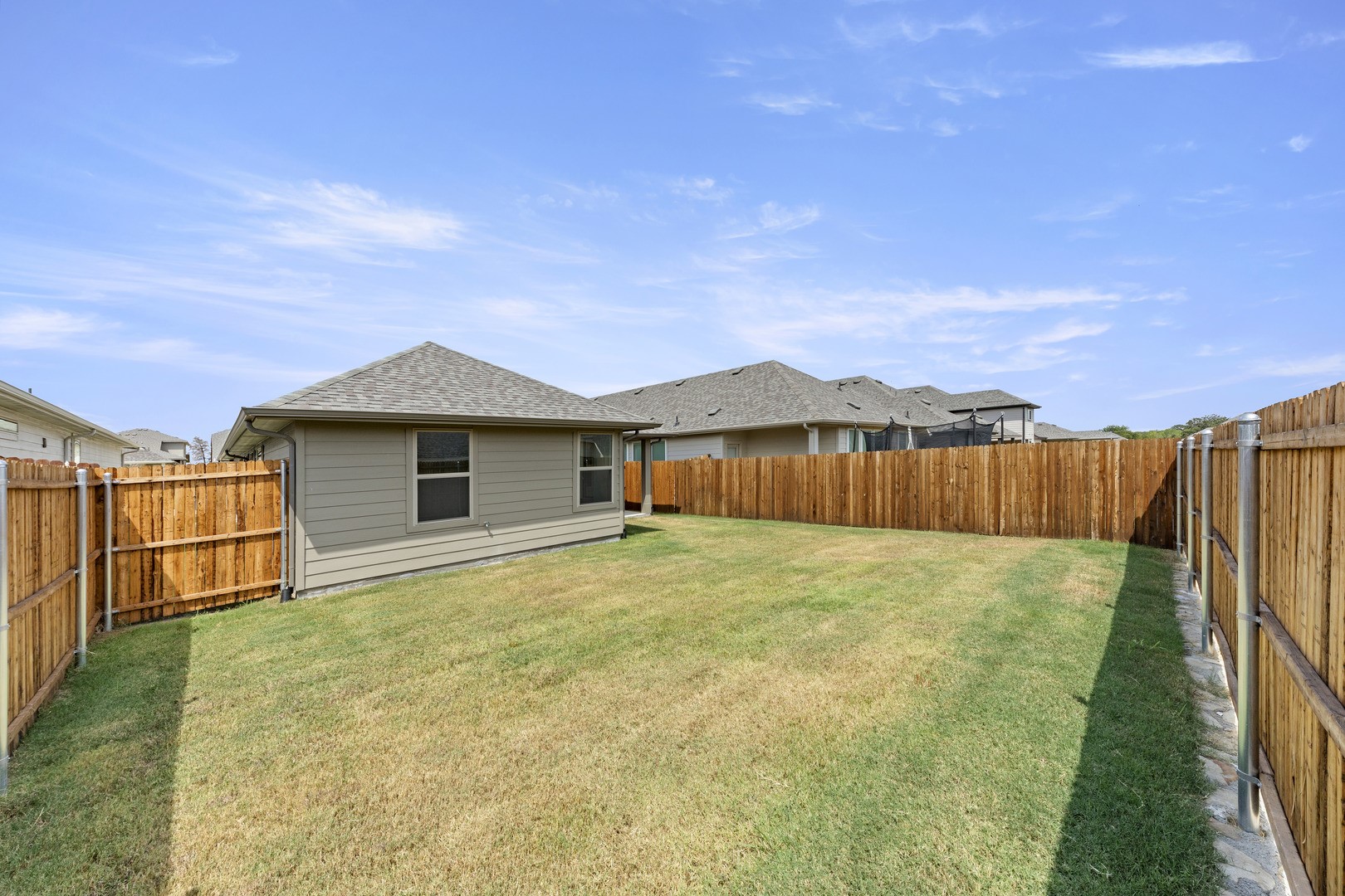 1621 Meadow Crest Aubrey TX 76227
