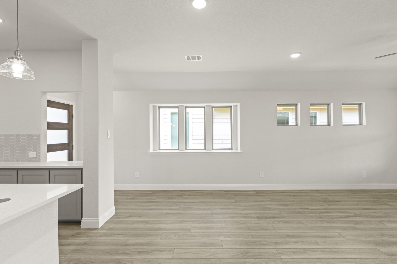 1621 Meadow Crest Aubrey TX 76227