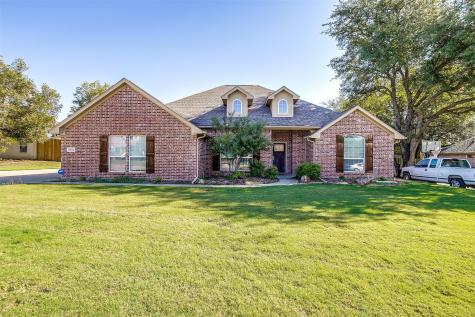3234 Crossbridge Circle Granbury TX 76049