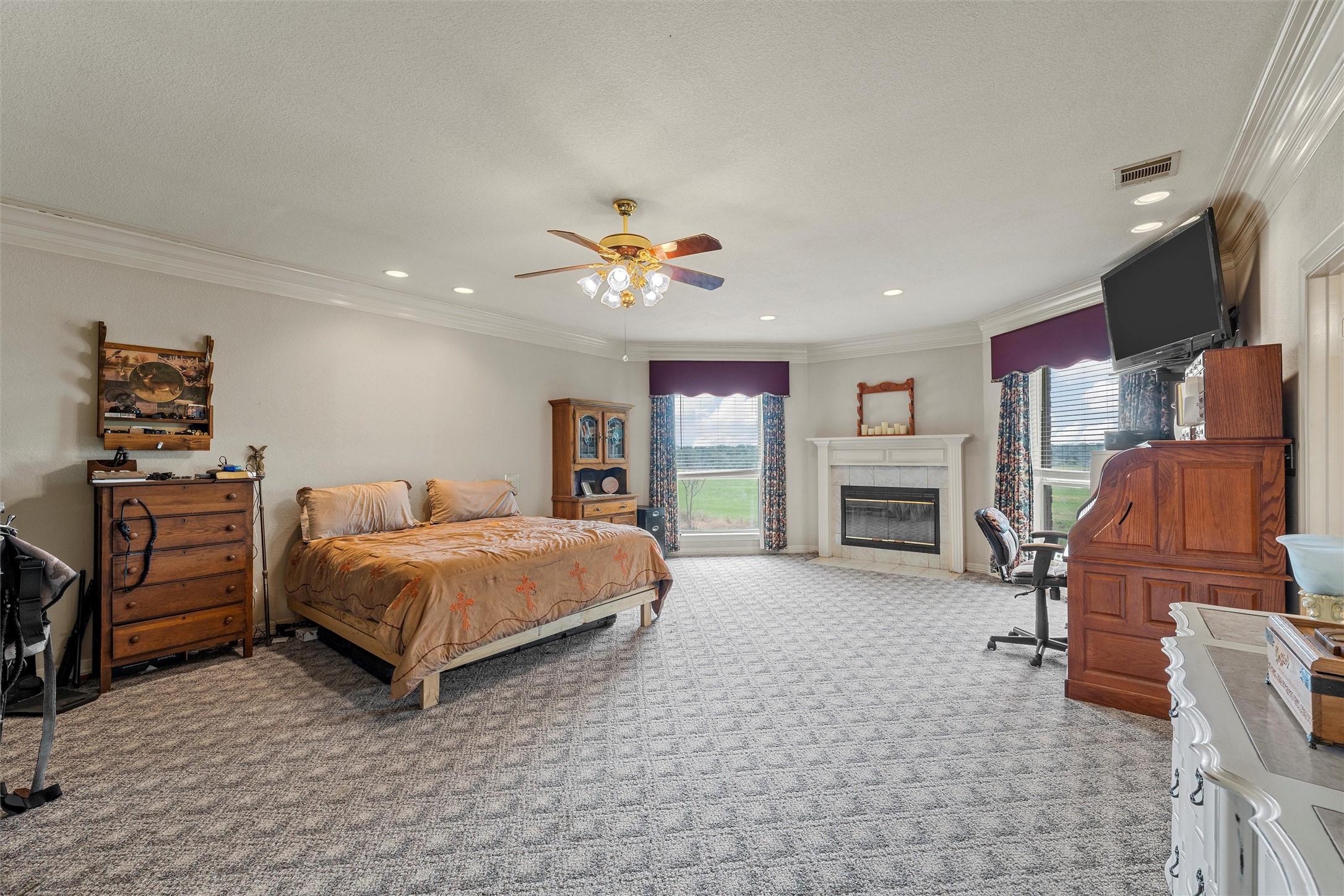 654 County Road 473 Lott TX 76656
