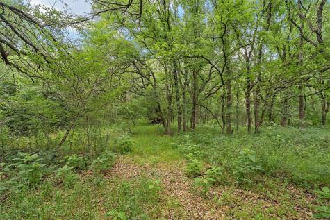 654 County Road 473 Lott TX 76656